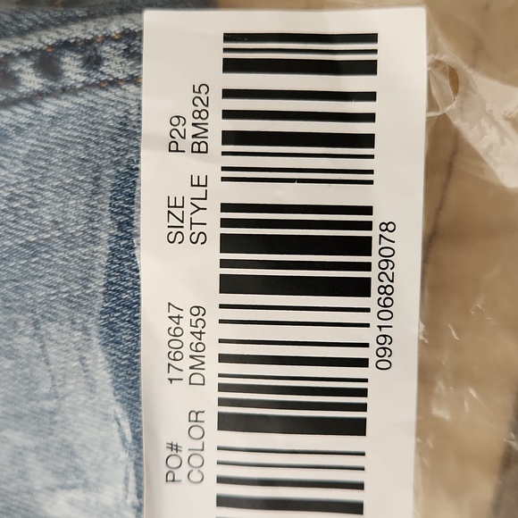 J.Crew 9" Vintage Slim Straight Jean in Gardena Wash - Picture 5 of 5